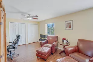 317 E Garden Cove Cir, Davie, FL 33325 - Photo 34