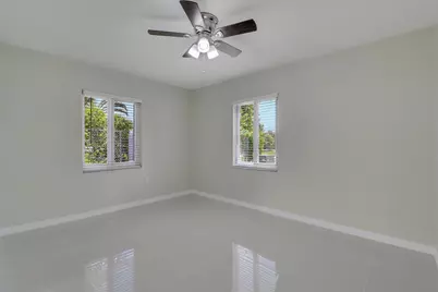 4785 Clinton Boulevard, Lake Worth, FL 33463 - Photo 18