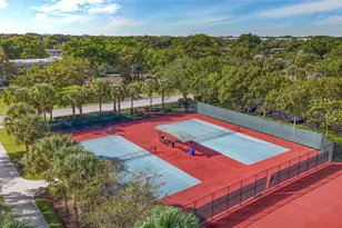 545 Oaks Ln, Pompano Beach, FL 33069 - Photo 68