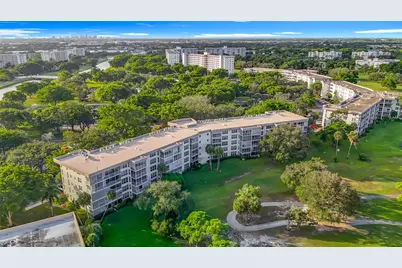 545 Oaks Lane #410, Pompano Beach, FL 33069 - Photo 72