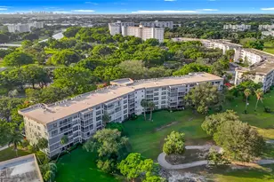 545 Oaks Ln, Pompano Beach, FL 33069 - Photo 72