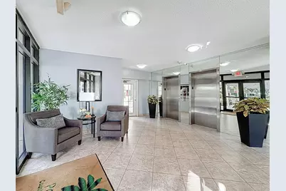 545 Oaks Lane #410, Pompano Beach, FL 33069 - Photo 4