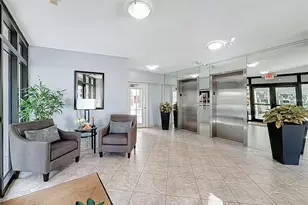 545 Oaks Ln, Pompano Beach, FL 33069 - Photo 4