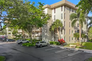 545 Oaks Ln, Pompano Beach, FL 33069 - Photo 76