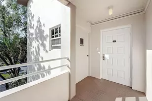 545 Oaks Ln, Pompano Beach, FL 33069 - Photo 6