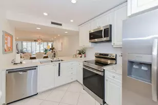 2301 Marina Isle Way, Jupiter, FL 33477 - Photo 2