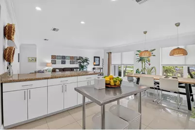 700 NE 70th Street, Boca Raton, FL 33487 - Photo 12