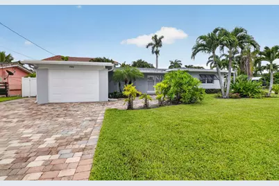 700 NE 70th Street, Boca Raton, FL 33487 - Photo 2