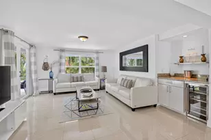 700 NE 70th St, Boca Raton, FL 33487 - Photo 18