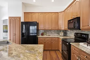 1285 Windsor Ln, Weston, FL 33327 - Photo 16