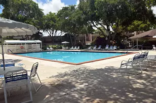 3800 Oaks Clubhouse Dr, Pompano Beach, FL 33069 - Photo 26
