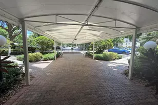 3800 Oaks Clubhouse Dr, Pompano Beach, FL 33069 - Photo 20