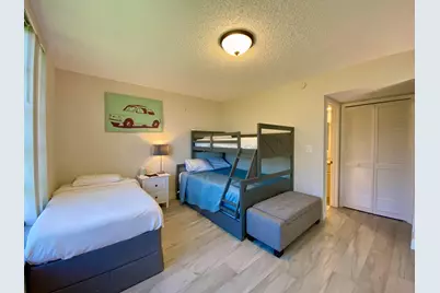 3800 Oaks Clubhouse Drive #311, Pompano Beach, FL 33069 - Photo 10