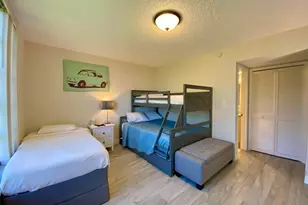 3800 Oaks Clubhouse Dr, Pompano Beach, FL 33069 - Photo 10