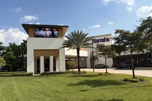 3800 Oaks Clubhouse Dr, Pompano Beach, FL 33069 - Photo 34