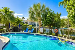 455 Golden Isles Dr, Hallandale Beach, FL 33009 - Photo 10