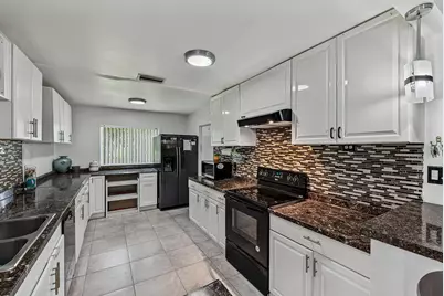 7190 NW 10th Court, Margate, FL 33063 - Photo 22
