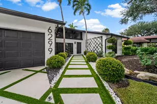 6299 Hollandaire Dr E, Boca Raton, FL 33433 - Photo 8