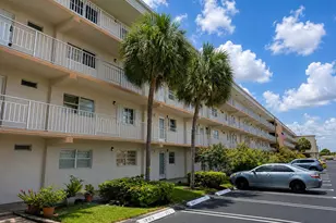 230 NE 26th Ave, Boynton Beach, FL 33435 - Photo 1