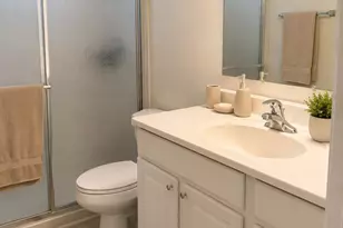 230 NE 26th Ave, Boynton Beach, FL 33435 - Photo 10