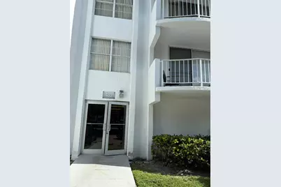482 NW 165th St Road #A-301, Miami, FL 33169 - Photo 18