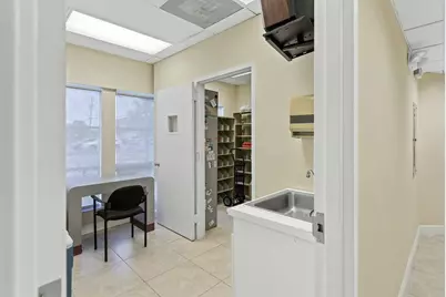 100 E Commercial Boulevard, Oakland Park, FL 33334 - Photo 6
