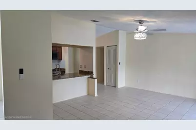 118 Cambridge Lane, Royal Palm Beach, FL 33411 - Photo 6