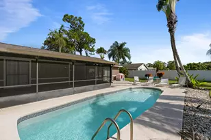 108 Cambridge Ln, Royal Palm Beach, FL 33411 - Photo 30