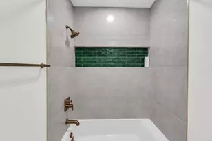 176 NW 106th Terrace, Pembroke Pines, FL 33026 - Photo 12