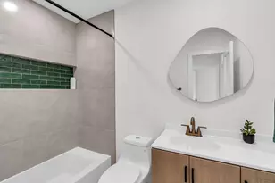 176 NW 106th Terrace, Pembroke Pines, FL 33026 - Photo 12
