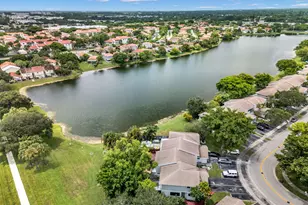 176 NW 106th Terrace, Pembroke Pines, FL 33026 - Photo 30