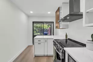 176 NW 106th Terrace, Pembroke Pines, FL 33026 - Photo 20