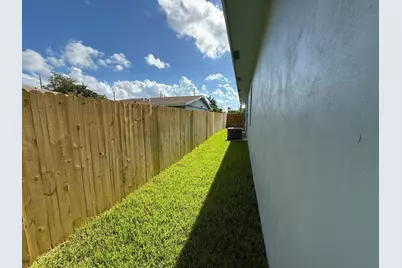 7723 S Haverhill Road Road, Greenacres, FL 33463 - Photo 14