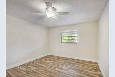 1733 3rd Avenue N #24, Lake Worth, FL 33460 - Photo 18