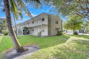 1733 3rd Ave N, Lake Worth, FL 33460 - Photo 2