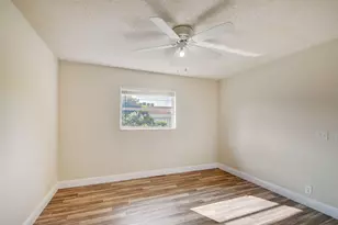 1733 3rd Ave N, Lake Worth, FL 33460 - Photo 14