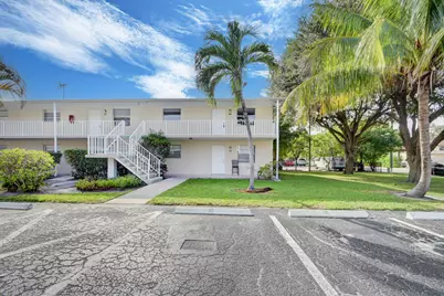 1733 3rd Avenue N #24, Lake Worth, FL 33460 - Photo 1