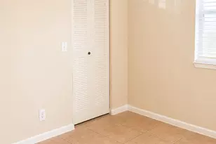 13001 SW 11th Ct, Pembroke Pines, FL 33027 - Photo 12