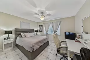 2930 NW 1st Dr, Pompano Beach, FL 33064 - Photo 20
