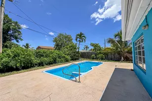1326 Lake Erie Dr, Lake Worth, FL 33461 - Photo 12