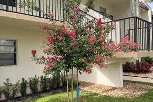 150 Lake Meryl Dr, West Palm Beach, FL 33411 - Photo 2
