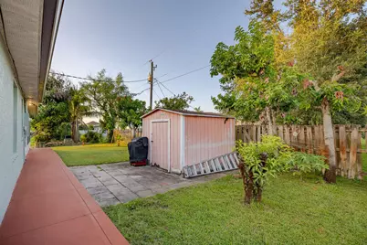 1871 SW Monterrey Lane, Port Saint Lucie, FL 34953 - Photo 40