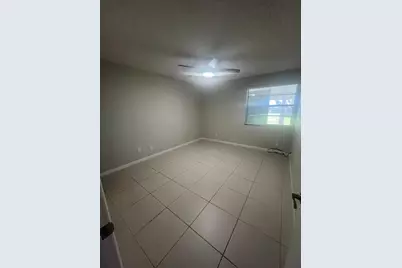 93 Normandy B, Delray Beach, FL 33484 - Photo 10