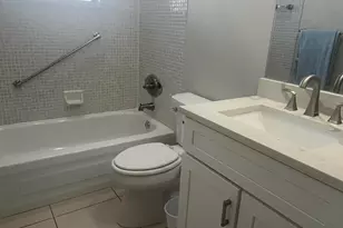 93 Normandy B, Delray Beach, FL 33484 - Photo 14