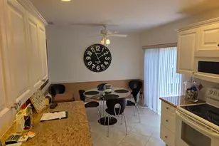 61 Eastgate Dr, Boynton Beach, FL 33436 - Photo 2