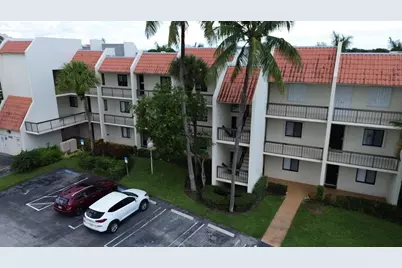 2550 Presidential Way #106, West Palm Beach, FL 33401 - Photo 12