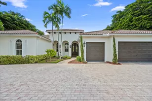 11693 S Breeze Pl, Wellington, FL 33449 - Photo 2