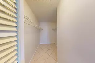 1015 Green Pine Blvd, West Palm Beach, FL 33409 - Photo 14