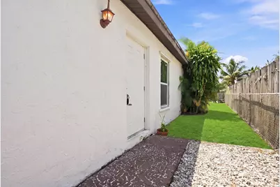 5884 S 38th Street, Greenacres, FL 33463 - Photo 2