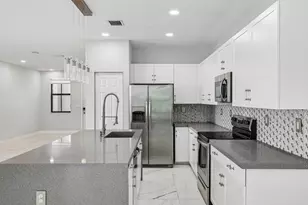 3567 W 110th Terrace, Hialeah, FL 33018 - Photo 16